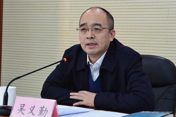 强化担当精神 努力繁荣文学——新时代报刊出版单位的使命与作为